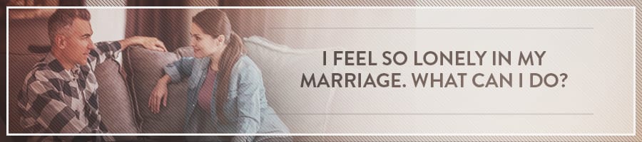 I-Feel-So-Lonely-in-My-Marriage-Symbis-Blog-900x200-meme